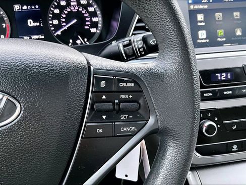 Used 2016 Hyundai Sonata SE FWD image 12