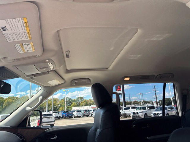Used 2024 Nissan Armada SL w/ Captain's Chairs Package RWD image 18