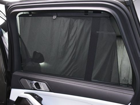 Used 2023 BMW X5 xDrive40i w/ Executive Package AWD/4WD image 16
