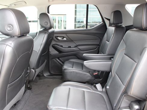 Used 2019 Chevrolet Traverse LT w/ LT Premium Package FWD image 34