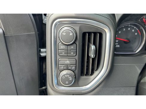 Certified 2019 Chevrolet Silverado 1500 LT w/ All-Star Edition AWD/4WD image 23