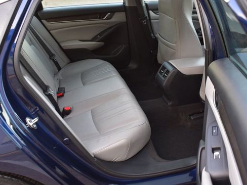 Used 2018 Honda Accord Touring image 23