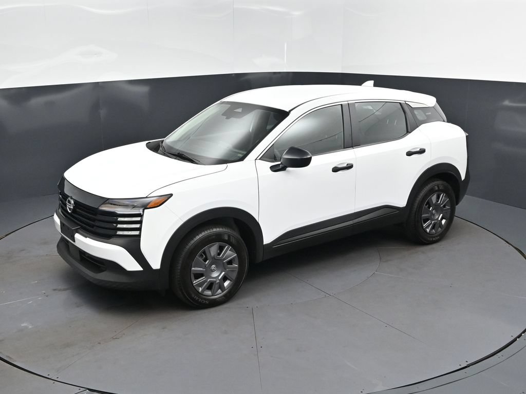 Used 2025 Nissan Kicks S AWD/4WD image 31