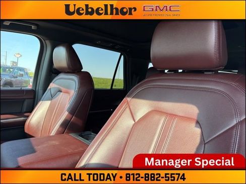 Used 2024 Ford Expedition Max Limited AWD/4WD image 27