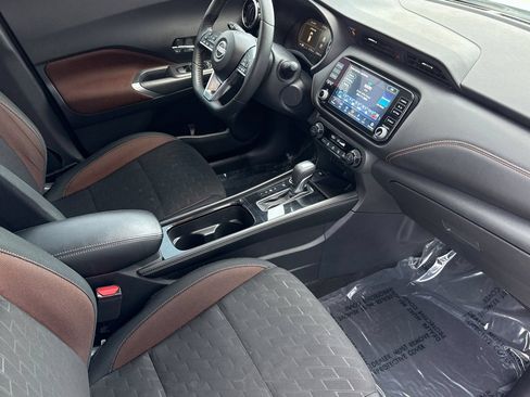 Used 2024 Nissan Kicks SR FWD image 14
