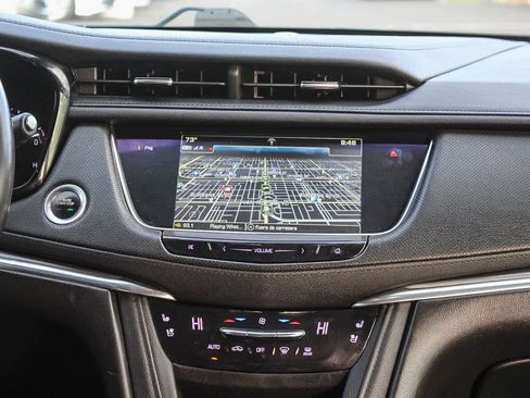 Used 2019 Cadillac XT5 Premium Luxury image 17