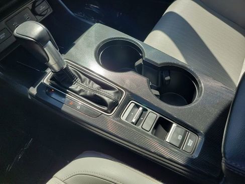 Used 2025 Honda Civic Sport image 17