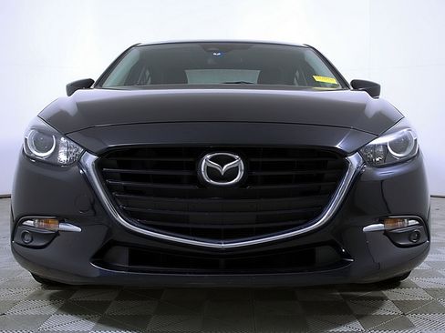 Used 2017 MAZDA MAZDA3 Grand Touring image 5