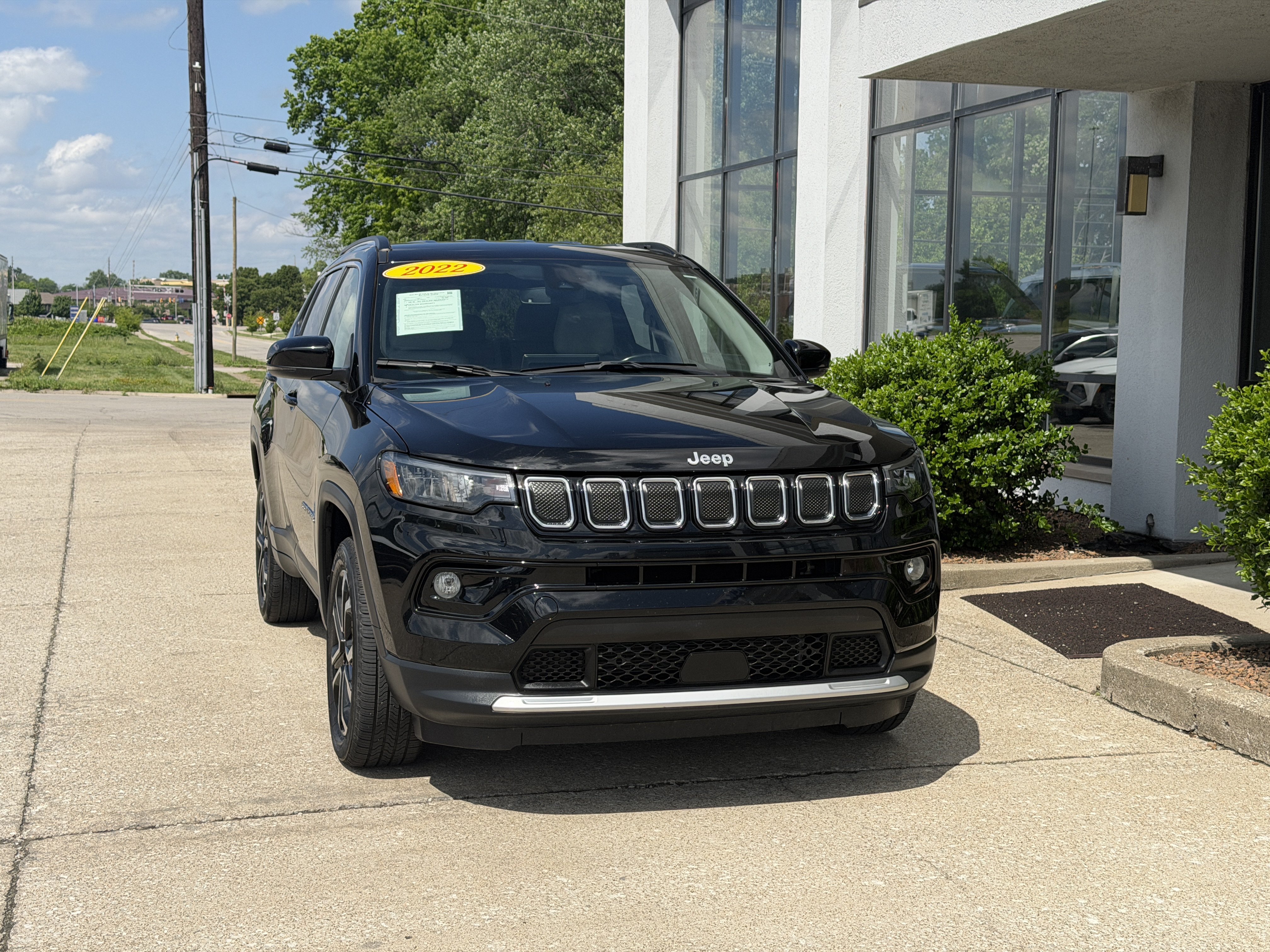 Used 2022 Jeep Compass Limited AWD/4WD image 19