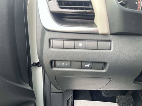 Used 2021 Nissan Rogue SL w/ Premium Package image 30