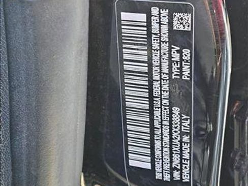 Used 2019 Maserati Levante image 25