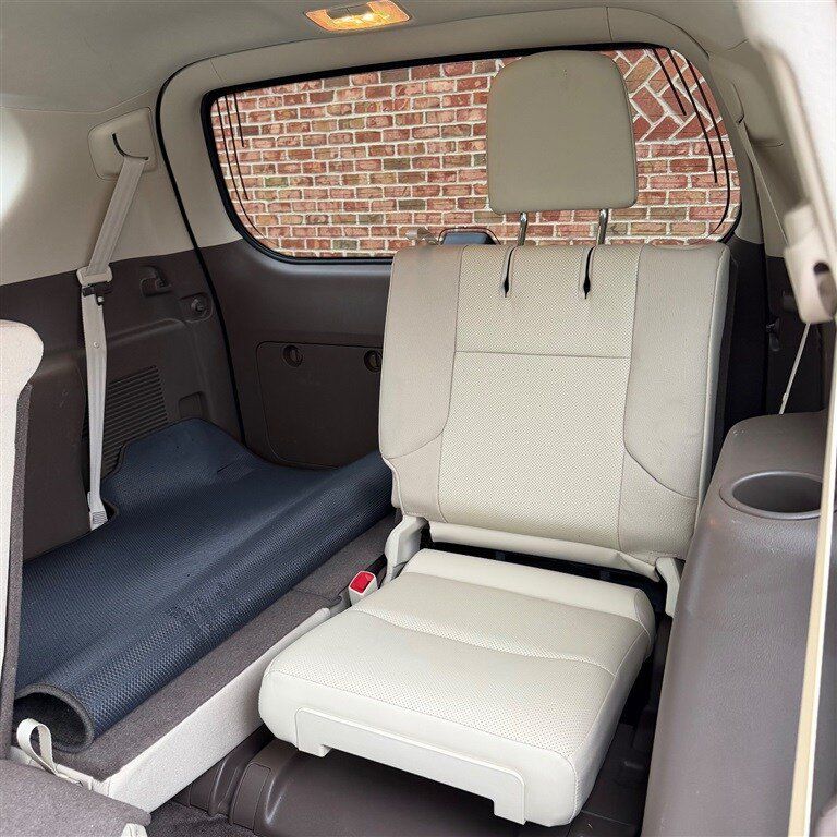 Used 2018 Lexus GX 460 Premium w/ Premium Package AWD/4WD image 12