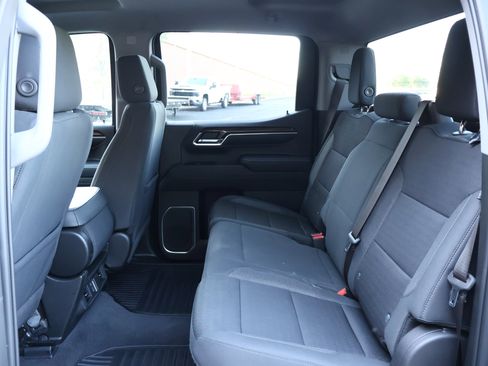 Used 2023 Chevrolet Silverado 1500 LT AWD/4WD image 21