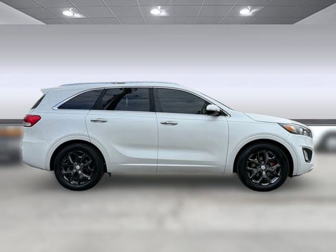 Used 2016 Kia Sorento SX image 8