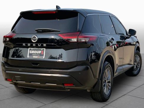 Used 2021 Nissan Rogue S FWD image 12