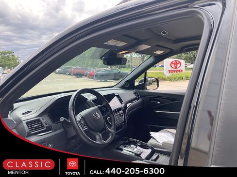 Used 2019 Honda Passport Touring image 3