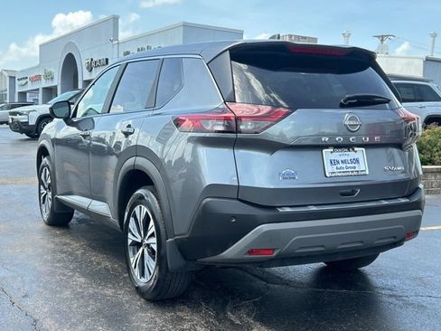 Used 2023 Nissan Rogue SV AWD/4WD image 3