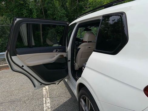 Used 2020 BMW X7 M50i AWD/4WD image 12