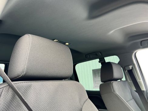 Used 2019 Chevrolet Silverado 2500 LT w/ LT Convenience Package image 13