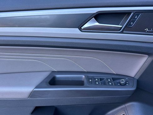 Used 2022 Volkswagen Atlas SEL Premium image 10