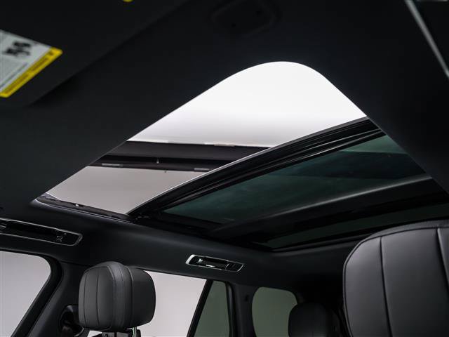 New 2027 Land Rover Range Rover SE AWD/4WD image 13