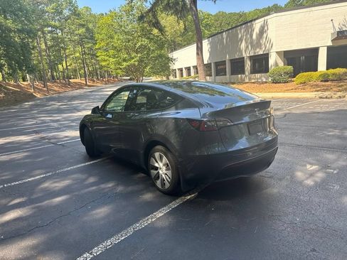 Used 2023 Tesla Model Y Long Range AWD/4WD image 6