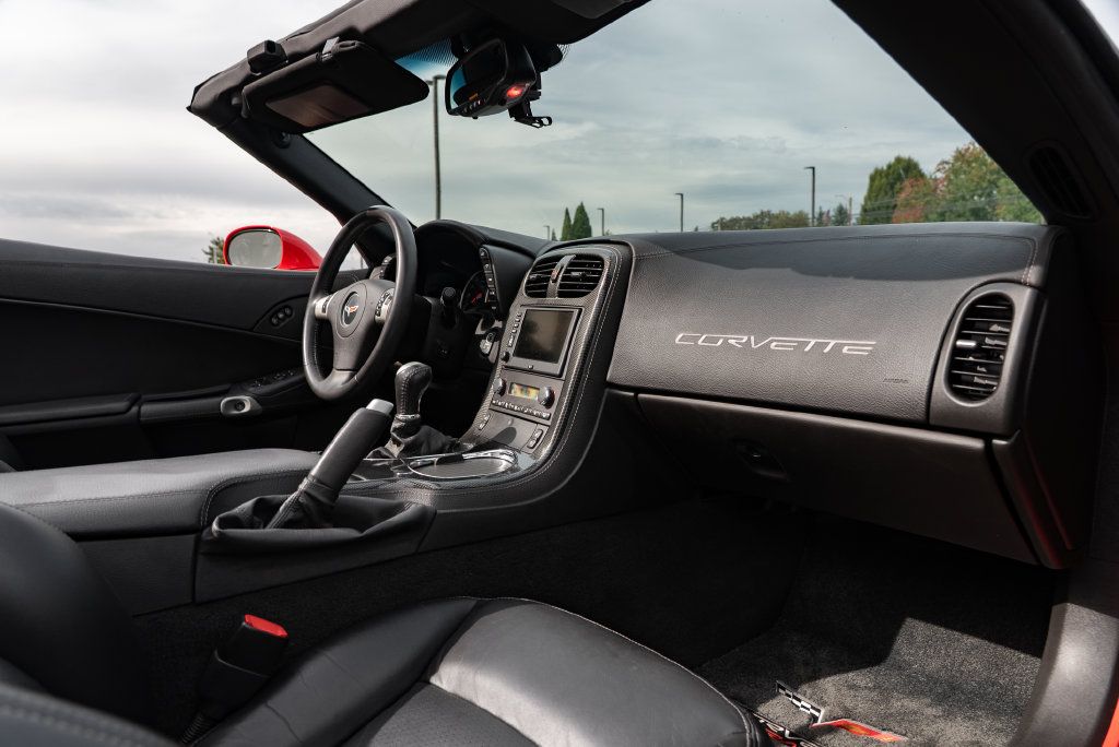 Used 2011 Chevrolet Corvette Grand Sport w/ Preferred Equipment Group RWD image 23