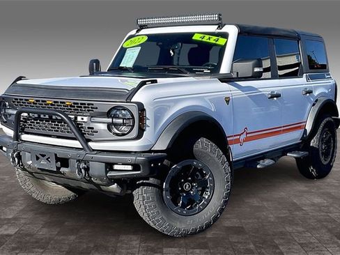Used 2022 Ford Bronco Badlands image 1