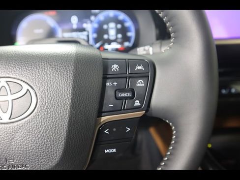 Used 2026 Toyota Crown Limited w/ Advanced Technology Package image 29