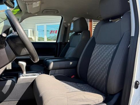 Used 2019 Toyota Tundra SR5 w/ TRD Sport Package AWD/4WD image 10