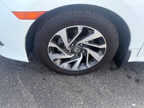 Used 2017 Honda Civic EX image 12