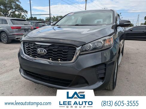 Used 2020 Kia Sorento LX FWD image 7