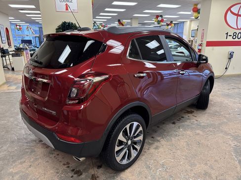 Used 2022 Buick Encore Preferred w/ Safety Package image 9