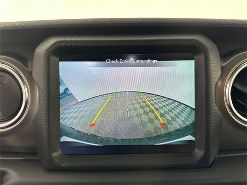 Certified 2023 Jeep Wrangler Unlimited Rubicon 4xe w/ Cold Weather Group image 28