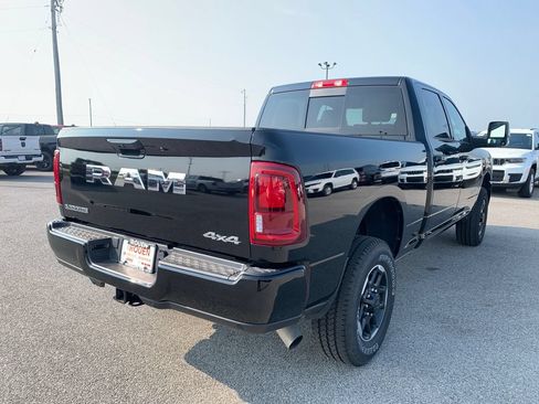 Used 2026 RAM 2500 Laramie AWD/4WD image 8