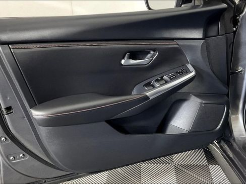 Used 2024 Nissan Sentra SR image 24