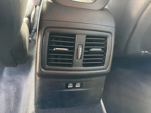 Used 2018 BMW X1 sDrive28i FWD image 34