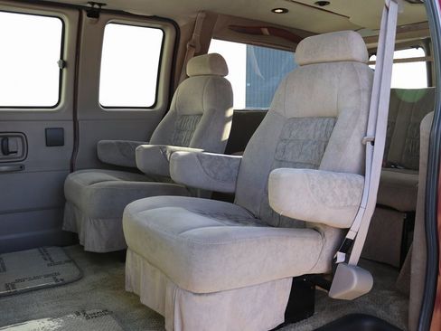 Used 2007 Chevrolet Express 1500 w/ Preferred Equipment Group image 22