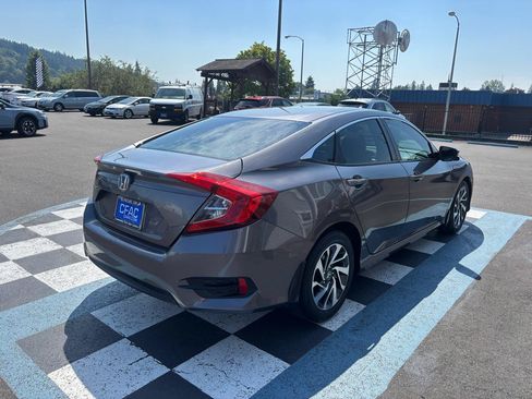 Used 2016 Honda Civic EX image 5