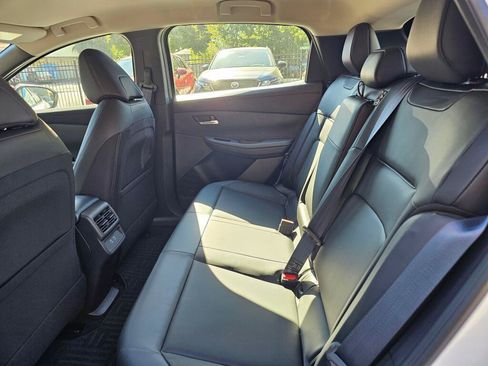 Used 2026 Nissan Leaf SV+ w/ Floor Mat Package (SV+) FWD image 18