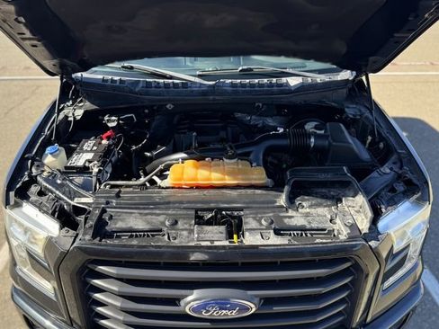 Used 2015 Ford F150 XLT w/ Equipment Group 302A Luxury RWD image 13
