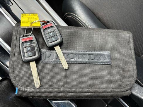 Used 2017 Honda Accord Sport image 17