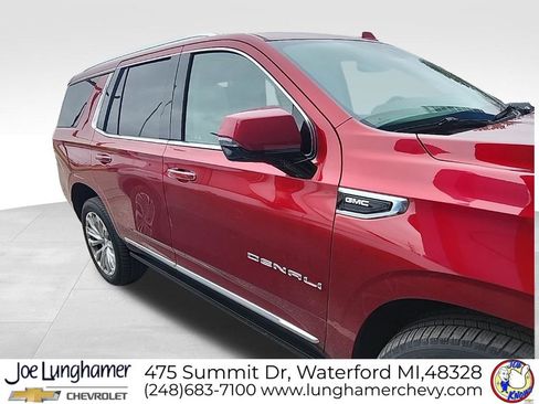 Used 2022 GMC Yukon Denali w/ Max Trailering Package image 2
