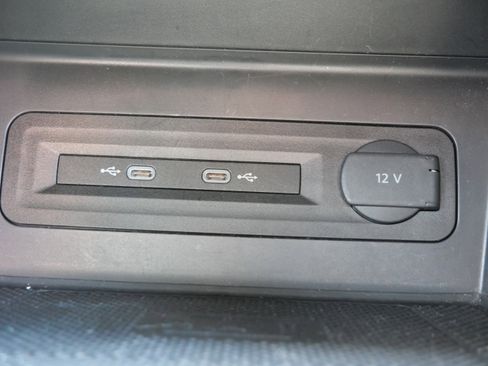 Certified 2023 Volkswagen Atlas Cross Sport SEL Premium R-Line image 29