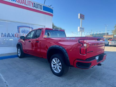 Used 2019 Chevrolet Silverado 1500 Custom image 26