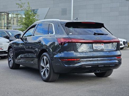 Used 2024 Audi Q8 e-tron Premium Plus w/ Premium Plus Package AWD/4WD image 9