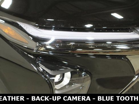 New 2026 Chevrolet Trax RS w/ Sunroof Package image 7