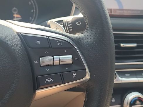 Used 2022 Genesis G70 2.0T w/ Prestige Package AWD/4WD image 19