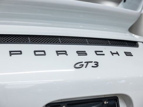 Used 2015 Porsche 911 GT3 w/ Carbon Interior Package image 19