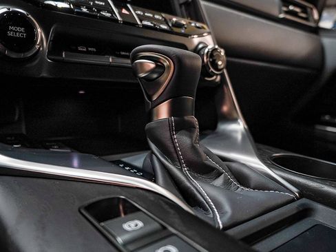 New 2026 Lexus LX 600 4WD w/ Luxury Package image 25